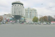 У столиці поруч з Лаврою влаштували замаскований vip-автобазар. ФОТО