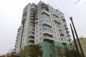 Доцільність ОСББ, або як лучани самотужки відремонтували будинок. ФОТО