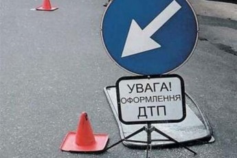 Аварія в Луцьку: мікроавтобус підрізав «Жигулі». ВІДЕО