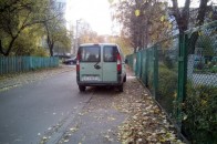 У Луцьку через автопаркувальників батьки з дітьми наражаються на небезпеку