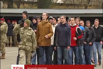 Осінній призов: до армії закрито шлях товстунам, а Нацгвардія вибраковує носіїв тату