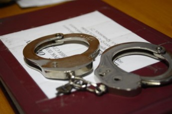 Затримали чоловіка, який на Волині міняв фальшиву валюту