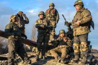 Експерт порівняв зарплату терористів та бійців