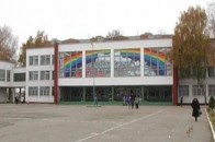 Шкільні «побори» батьки першокласника відмовляються платити готівкою. ВІДЕО