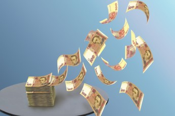 На Волині судять керівницю ферми, яка підробила документи і продала свиней, щоб розрахуватися з працівниками