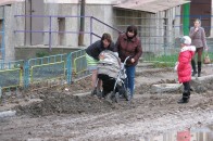 Луцькі мами нарікають на відсутність пандусів та бездоріжжя