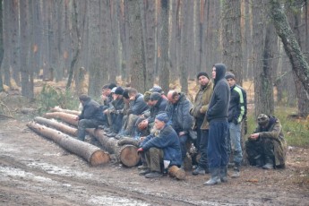 Хто стоїть за нашестям бунтівних бурштинокопачів на Волині? ВІДЕО