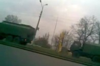 На Донеччині зафіксували колону зі спецтехнікою РФ. ВІДЕО