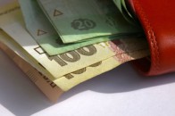 Українцям можуть підвищити прожитковий мінімум за рішенням суду