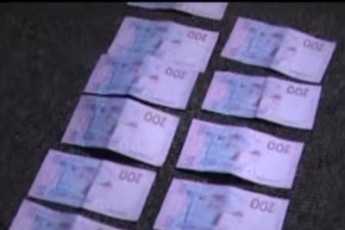 Оприлюднили відео затримання волинського поліцейського-хабарника