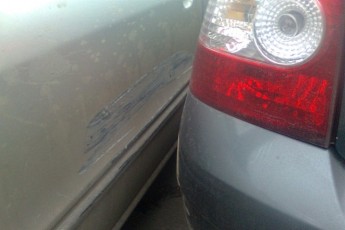 Аварія в Луцьку: автівки двох журналістів не поділили місце на парковці
