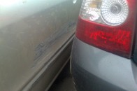 Аварія в Луцьку: автівки двох журналістів не поділили місце на парковці
