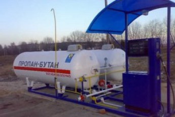 На українських АГЗС знову подешевшав автогаз