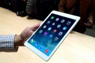 Волинські митники затримали контрабандні «Apple». ФОТО