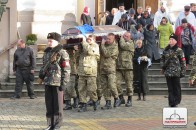 Луцьк провів в останню путь загиблого Героя Віктора Мельничука