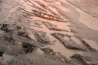 На Волині замість асфальту на вулицю насипали грязюки. ФОТО