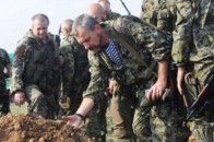 На Донбасі - криваве зіткнення між російським солдатами та місцевими бойовиками