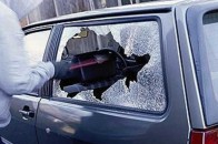 Двоє молодиків з Волині обікрали автівку