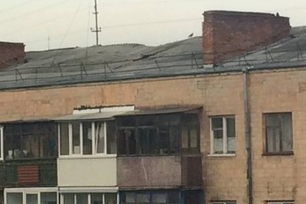 У центрі Луцька - аварійна п’ятиповерхівка. ФОТО