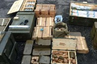 У Новоайдарі СБУ виявила таємний склад гранатометів та боєприпасів. ФОТО