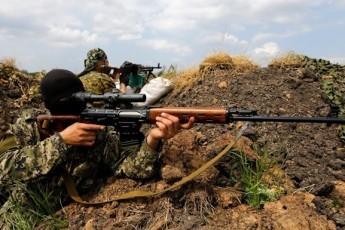 Неподалік донецького летовища активізувались бойовики, серед бійців є поранені