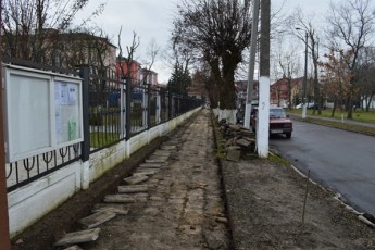 Як у Ковелі відремонтували тротуар. ФОТО