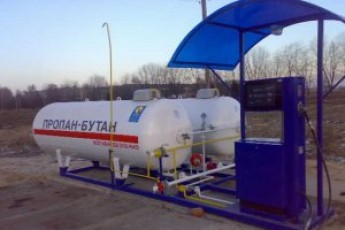 На українських АГЗС повільно дешевшає автогаз