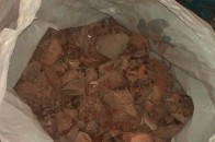 «Підозрілий» водій на Рівненщині сховав бурштину на півмільйона