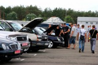 В Україні почалися проблеми з реєстрацією авто