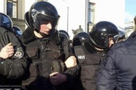 Сутичка між аграріями і правоохоронцями під Радою. ФОТО