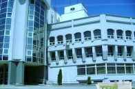 Відтепер відвідувачів до податкової в Луцьку пропускатимуть лише за записом