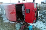 На Волині злетіла у кювет та перекинулась маршрутка з людьми. ФОТО