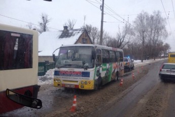 Аварія в Луцьку: «одинадцятка» влетіла у міжміську маршрутку. ФОТО