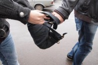 Неповнолітній волинянин посеред вулиці обчистив жінку