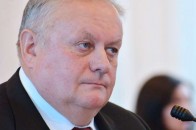 Рівненський мер обізвав Яценюка та урядовців «наперсточниками»