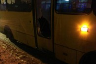 П’яний молодик в Луцьку розніс двері маршрутки. ФОТО