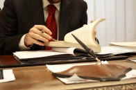 Волинянин відсудив гроші, які банк самовільно зняв з його рахунку
