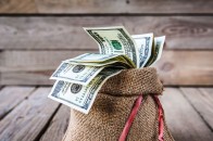 У Луцьку працівниця банку привласнила 200 000 гривень депозиту