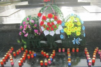 Героїв битви під Крутами вшанували у Володимирі. ФОТО