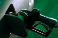 На Волині директор фірми облаштував підпільне АЗС, де «бодяжив» та продавав пальне