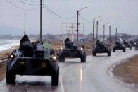 Колона з 70-ти російських БТРів попрямувала на південь Криму. ВІДЕО