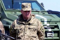 Автомобіль Муженко потрапив під обстріл - ЗМІ