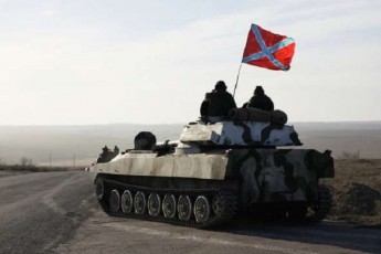 Поблизу Донецька розпочався запеклий бій – очевидці