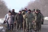 Скандал у «Широкому Лані»: на полігоні чекають на Муженка, а бійців вже годують «гарячим»