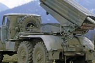Росія розгорнула на українському кордоні «Гради» та артилерію