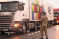 В Росії скиглять, що їхніх водіїв в Україні «морили голодом»