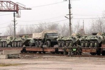 Тимчук: в Дебальцеве прибула військова техніка для бандформувань