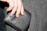 Лучанина обчистили в ліфті власного будинку