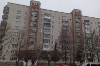 Лучанин звинувачує мера та його приспішників у руйнуванні багатоповерхівки. ФОТО