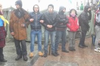 На Майдані побилися через фальшиві шеврони